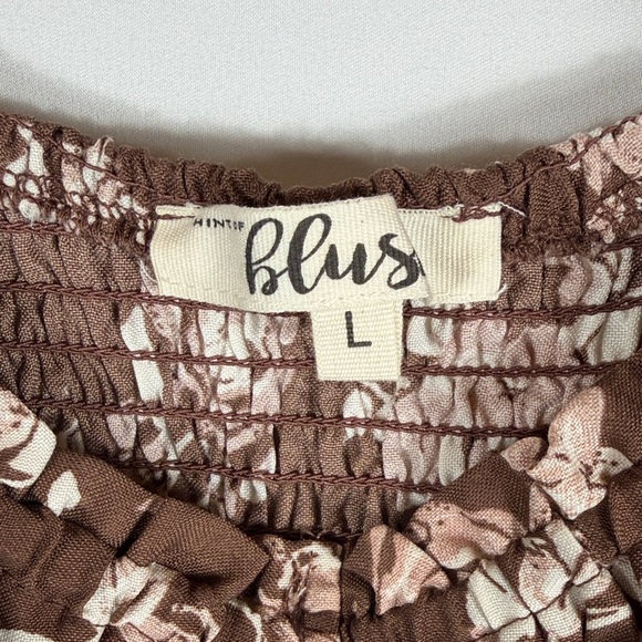 A Hint of Blush Floral Brown Flowy Mini Dress. Ruffle bottom. Womens Size L. NWT - Picture 2 of 8